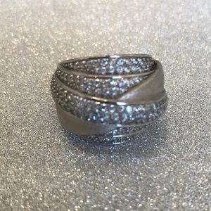 Italian CZ 925 silver ring.size 8.5
